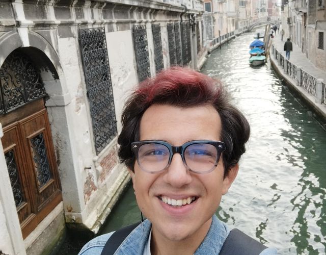 Demirci Birebir İngilizce Kursu